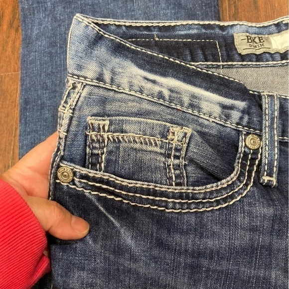 BKE DENIM “Aiden” boot leg jeans Size 25R *bbq stain on left leg EUC - Picture 12 of 16